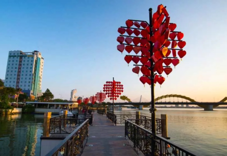 DA NANG CITY HALF-DAY TOUR 